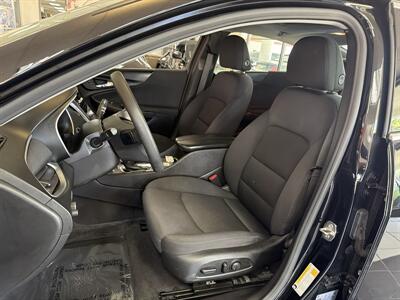 2023 Chevrolet Malibu LT 4DR SEDAN - Photo 10 - Hamilton, OH 45015