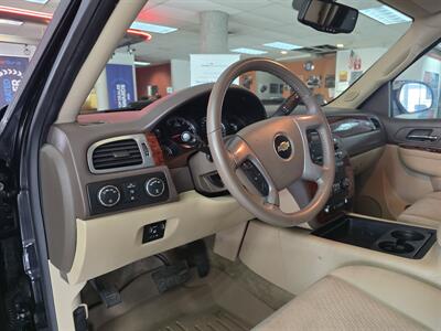 2014 Chevrolet Suburban LS 4DR SUV 4X4 - Photo 8 - Hamilton, OH 45015