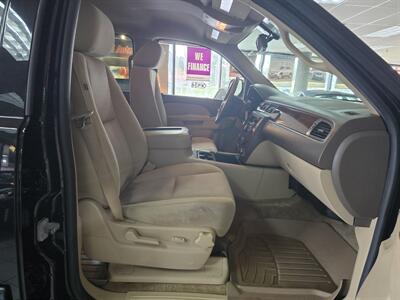 2014 Chevrolet Suburban LS 4DR SUV 4X4 - Photo 16 - Hamilton, OH 45015