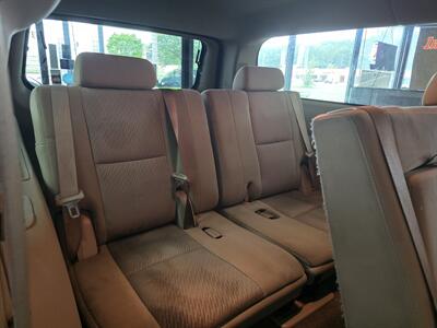 2014 Chevrolet Suburban LS 4DR SUV 4X4 - Photo 20 - Hamilton, OH 45015