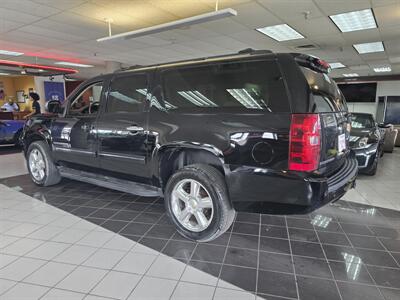 2014 Chevrolet Suburban LS 4DR SUV 4X4 - Photo 6 - Hamilton, OH 45015