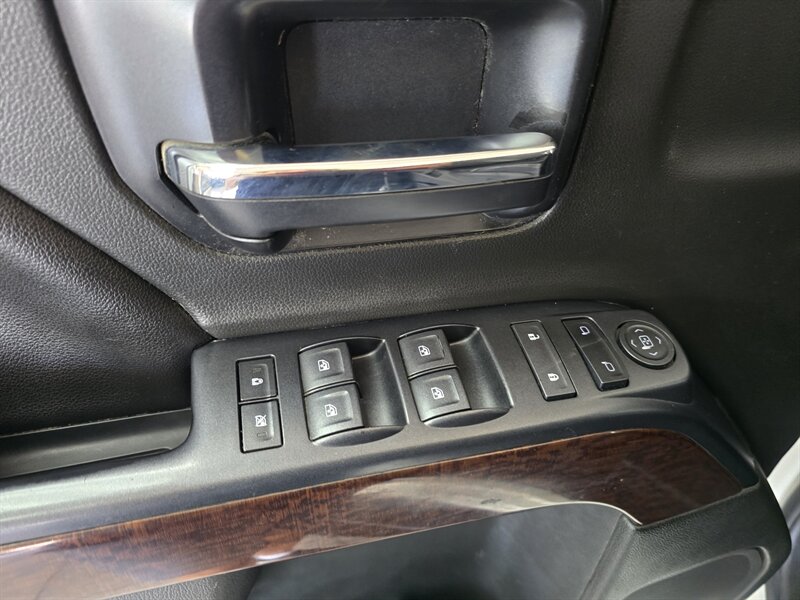 2014 GMC Sierra 1500 SLE-CREW CAB-4X4/Z71 - Photo 17 - Hamilton, OH 45015