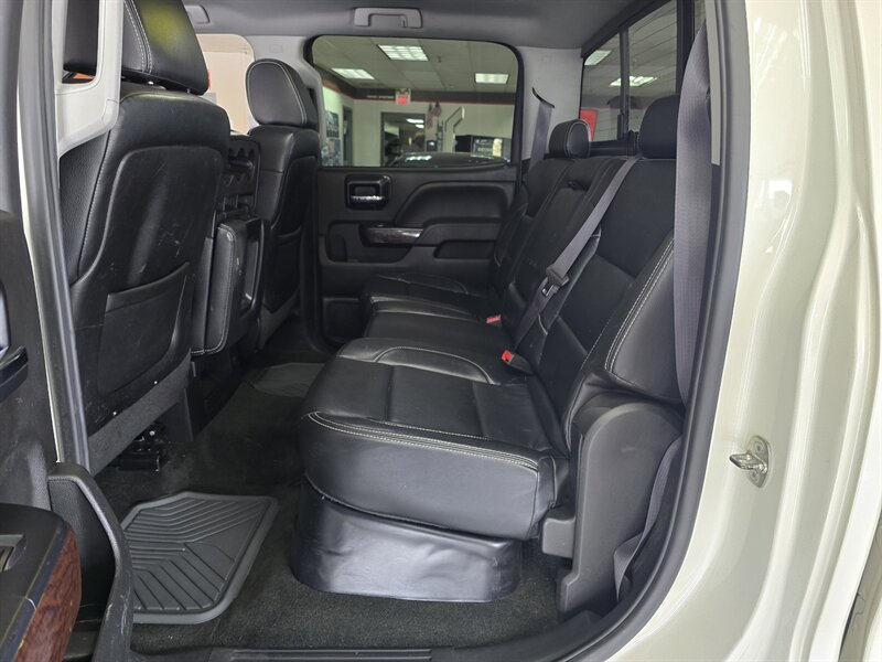 2014 GMC Sierra 1500 SLE-CREW CAB-4X4/Z71 - Photo 11 - Hamilton, OH 45015