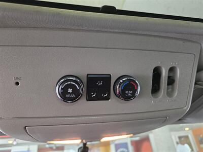 2013 Nissan Armada SV 4DR SUV 4WD   - Photo 32 - Hamilton, OH 45015