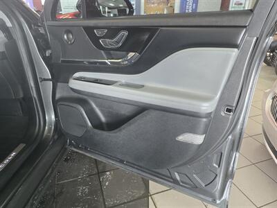 2020 Lincoln Corsair Reserve 4DR SUV AWD   - Photo 12 - Hamilton, OH 45015