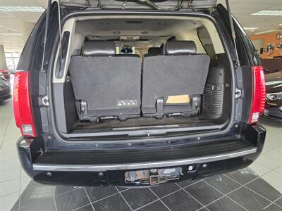 2011 Cadillac Escalade Luxury Collection 4DR SUV AWD   - Photo 40 - Hamilton, OH 45015