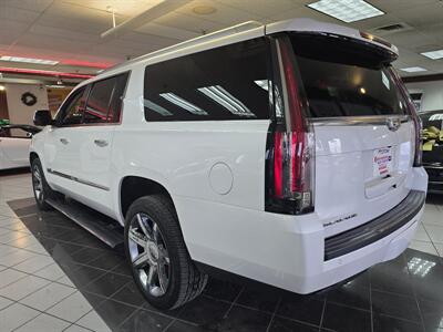 2016 Cadillac Escalade ESV Premium Collection 4DR SUV 4WD   - Photo 6 - Hamilton, OH 45015