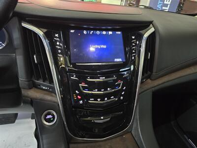 2016 Cadillac Escalade ESV Premium Collection 4DR SUV 4WD   - Photo 42 - Hamilton, OH 45015