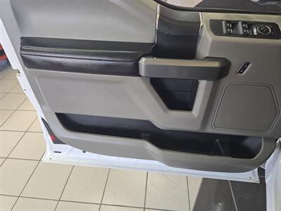 2015 Ford F-150 XLT   - Photo 7 - Hamilton, OH 45015