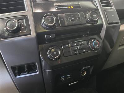 2015 Ford F-150 XLT   - Photo 22 - Hamilton, OH 45015