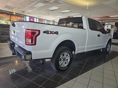 2015 Ford F-150 XLT   - Photo 4 - Hamilton, OH 45015