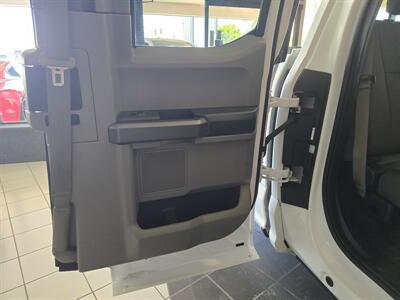 2015 Ford F-150 XLT   - Photo 15 - Hamilton, OH 45015