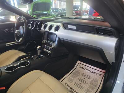 2017 Ford Mustang EcoBoost Premium 2DR CONVERTIBLE - Photo 12 - Hamilton, OH 45015