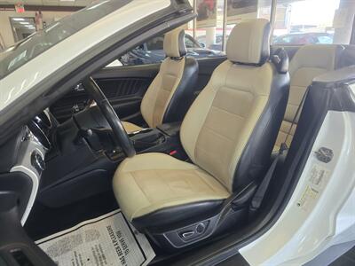 2017 Ford Mustang EcoBoost Premium 2DR CONVERTIBLE - Photo 9 - Hamilton, OH 45015