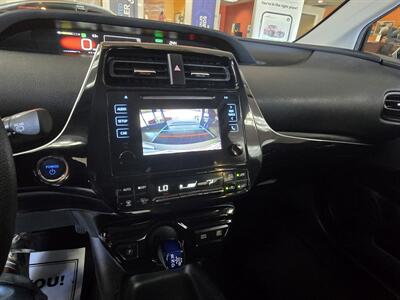2016 Toyota Prius Two 4DR HATCHBACK - Photo 26 - Hamilton, OH 45015
