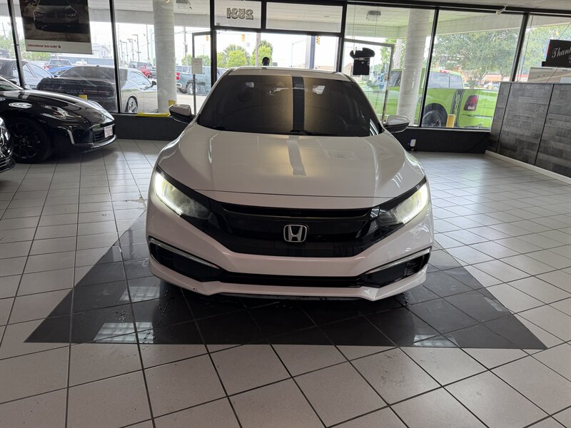 2020 Honda Civic LX - Photo 3 - Hamilton, OH 45015