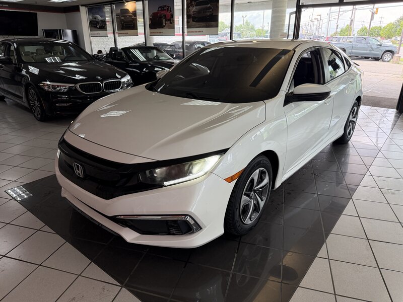 2020 Honda Civic LX   - Photo 1 - Hamilton, OH 45015