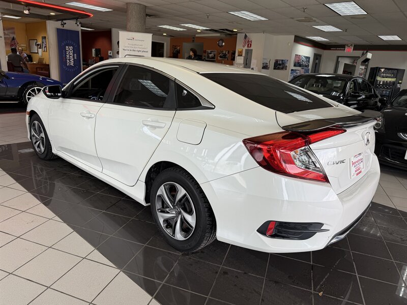 2020 Honda Civic LX - Photo 8 - Hamilton, OH 45015
