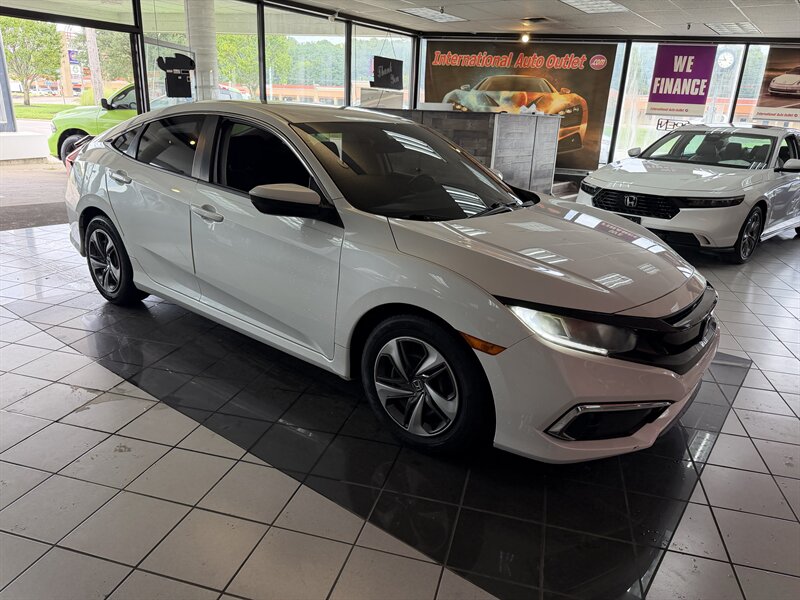 2020 Honda Civic LX - Photo 4 - Hamilton, OH 45015