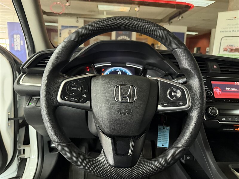 2020 Honda Civic LX - Photo 14 - Hamilton, OH 45015