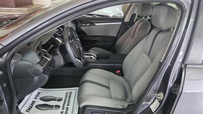 2019 Honda Civic EX   - Photo 9 - Hamilton, OH 45015