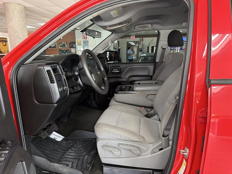 2017 Chevrolet Silverado 1500 Custom 4DR EXTENDED CAB - Photo 11 - Hamilton, OH 45015