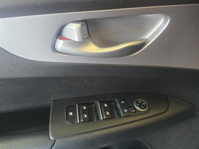 2024 Kia Forte LX 4DR SEDAN   - Photo 17 - Hamilton, OH 45015