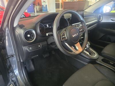 2024 Kia Forte LX 4DR SEDAN   - Photo 8 - Hamilton, OH 45015