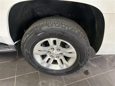 2020 Chevrolet Suburban LT - Photo 34 - Hamilton, OH 45015