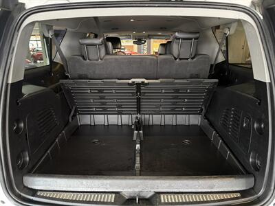2020 Chevrolet Suburban LT - Photo 32 - Hamilton, OH 45015