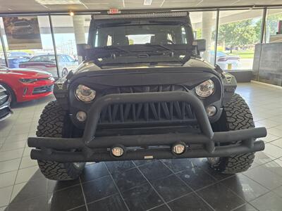 2017 Jeep Wrangler UNLIMITED SAHARA  4DR SUV 4X4   - Photo 2 - Hamilton, OH 45015