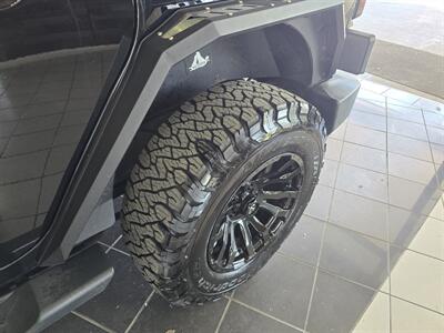2017 Jeep Wrangler UNLIMITED SAHARA  4DR SUV 4X4   - Photo 26 - Hamilton, OH 45015