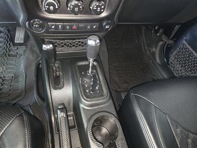 2017 Jeep Wrangler UNLIMITED SAHARA  4DR SUV 4X4   - Photo 20 - Hamilton, OH 45015