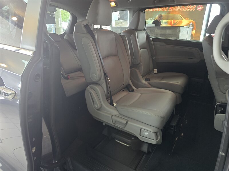 2018 Honda Odyssey EX-L - Photo 16 - Hamilton, OH 45015