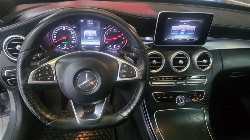 2017 Mercedes-Benz C 300 4MATIC - Photo 11 - Hamilton, OH 45015