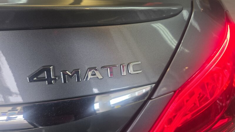 2017 Mercedes-Benz C 300 4MATIC - Photo 36 - Hamilton, OH 45015
