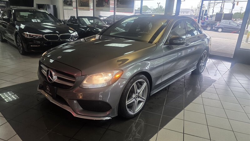 2017 Mercedes-Benz C 300 4MATIC   - Photo 1 - Hamilton, OH 45015
