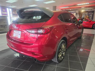 2018 Mazda MAZDA3 Touring 4DR HATCHBACK - Photo 3 - Hamilton, OH 45015
