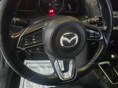 2018 Mazda MAZDA3 Touring 4DR HATCHBACK - Photo 18 - Hamilton, OH 45015