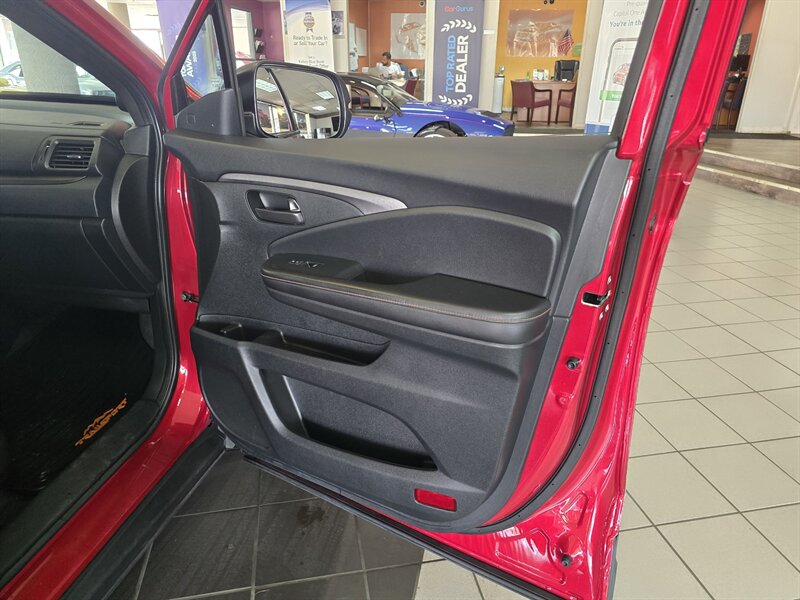 2022 Honda Passport TrailSport 4DR SUV AWD - Photo 14 - Hamilton, OH 45015