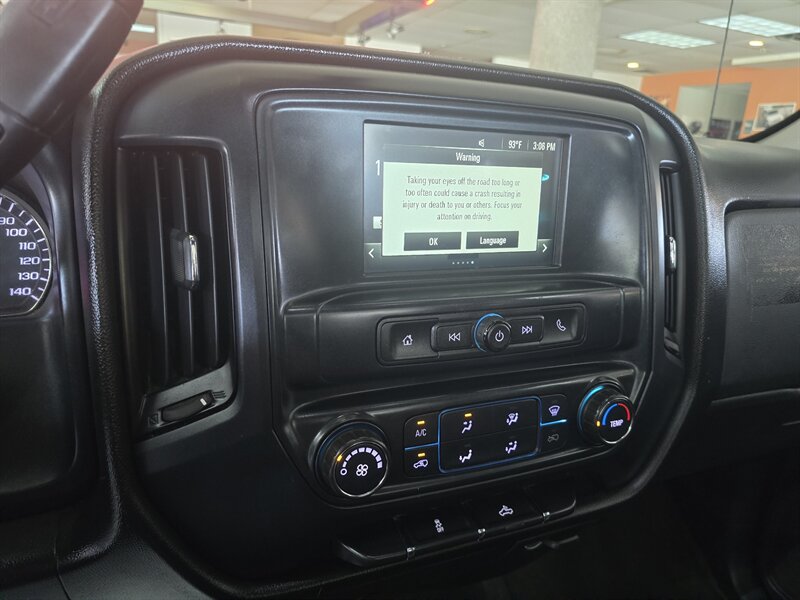2018 Chevrolet Silverado 1500 LS 2DR REGULAR CAB - Photo 17 - Hamilton, OH 45015