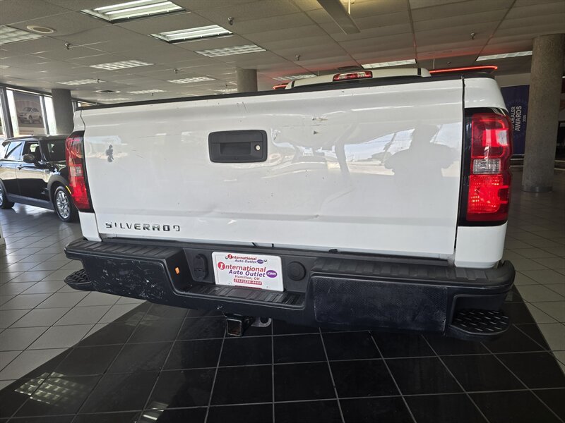 2018 Chevrolet Silverado 1500 LS 2DR REGULAR CAB - Photo 5 - Hamilton, OH 45015