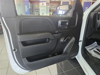 2018 Chevrolet Silverado 1500 LS 2DR REGULAR CAB - Photo 7 - Hamilton, OH 45015