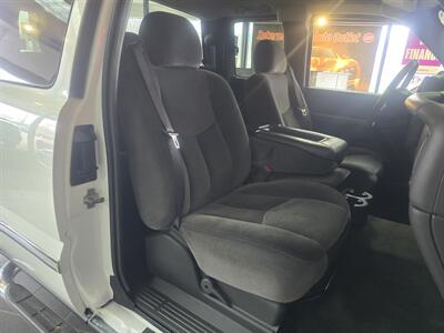 2006 GMC Sierra 1500 SLE1 4dr Extended Cab 4X4 - Photo 12 - Hamilton, OH 45015