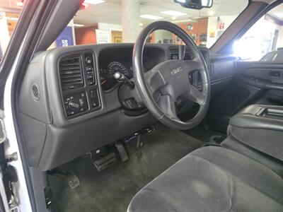 2006 GMC Sierra 1500 SLE1 4dr Extended Cab 4X4 - Photo 7 - Hamilton, OH 45015
