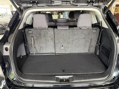 2025 Toyota Highlander LE - Photo 29 - Hamilton, OH 45015