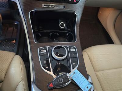 2019 Mercedes-Benz GLC 300 4MATIC 4DR SUV AWD   - Photo 20 - Hamilton, OH 45015