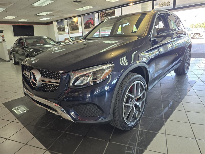 2019 Mercedes-Benz GLC 300 4MATIC 4DR SUV AWD - Photo 1 - Hamilton, OH 45015