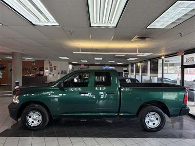 2022 RAM 1500 Tradesman 4DR QUAD CAB 4X4   - Photo 2 - Hamilton, OH 45015