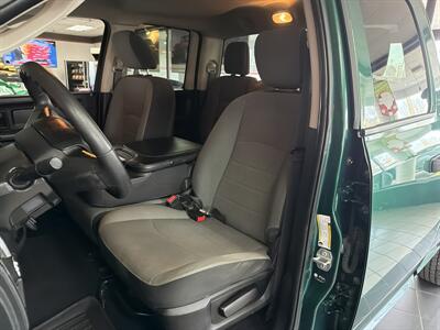 2022 RAM 1500 Tradesman 4DR QUAD CAB 4X4   - Photo 11 - Hamilton, OH 45015